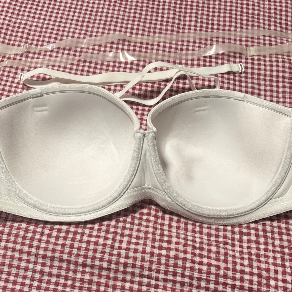 Cache 5-Way Convertible & Strapless Bra - Picture 12 of 14